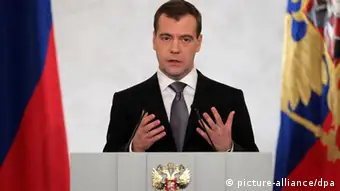 Medvédev pronuncia un discurso sobre el estado de la nación.