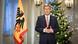 (ACHTUNG - SPERRFRIST: Die Bilder sind freigegeben für Online-Verwendung ab 24.12.2011, 0:01 Uhr.) Bundespräsident Christian Wulff steht am Mittwoch (21.12.2011) in Berlin bei der Aufzeichnung der Weihnachtsansprache des Bundespräsidenten vor einem Christbaum. Foto: Bundespresseamt/Jesco Denzel +++(c) dpa - Bildfunk+++ (ACHTUNG - SPERRFRIST: Die Bilder sind freigegeben für Online-Verwendung ab 24.12.2011, 0:01 Uhr.) Bundespräsident Christian Wulff steht am Mittwoch (21.12.2011) in Berlin bei der Aufzeichnung der Weihnachtsansprache des Bundespräsidenten vor einem Christbaum. Foto: Bundespresseamt/Jesco Denzel +++(c) dpa - Bildfunk+++