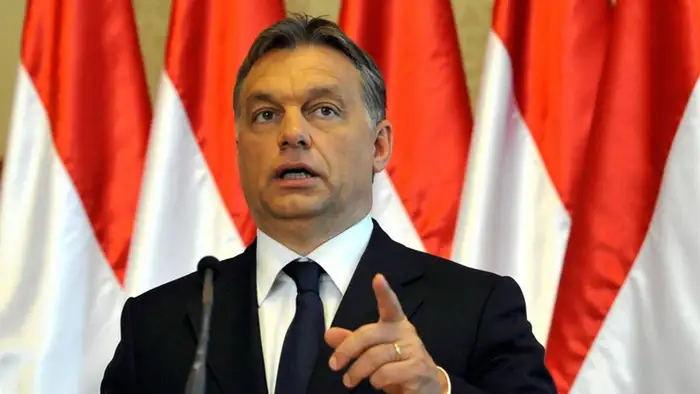 FILE - In this May 30, 2011 file photo, Hungarian Prime Minister Viktor Orban speaks in Budapest, Hungary. With former Czech president Vaclav Havel being bid farewell in a state funeral Friday, there are signs that his legacy is under attack across the region. Human rights groups, the United States and the EU are particularly concerned about Hungary, where Prime Minister Orban's Fidesz party is stacking the courts in its favor and increasing control of the media as it struggles to consolidate a strong hold on power. (Foto:Bela Szandelszky/AP/dapd)
