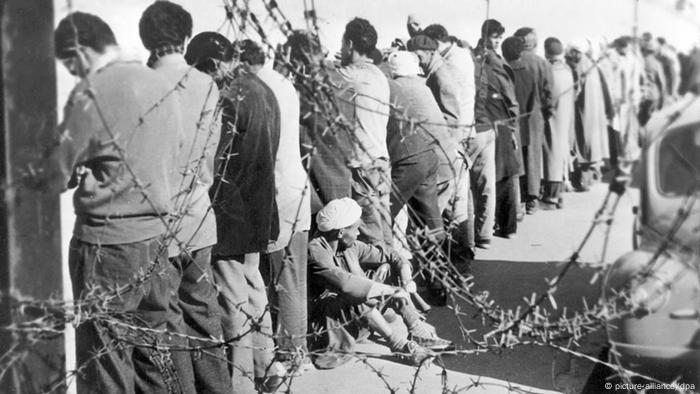 Festgenomme Algerier 1956 in Oran Algerien Festgenomme Algerier 1956 in Oran Algerien