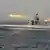 Von einem iranischen Marineboot wird eine Rakete abgefeuert (Foto: Reuters)