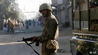 Militär in Larkana, Pakistan