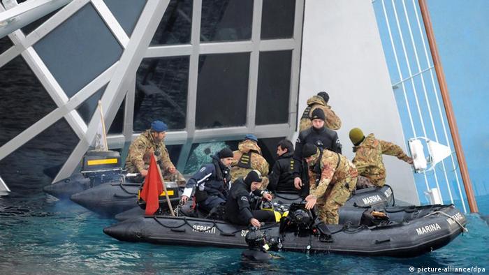 Death Toll Climbs In Italian Cruise Ship Disaster Europe News And Current Affairs From Around The Continent Dw 15 01 2012