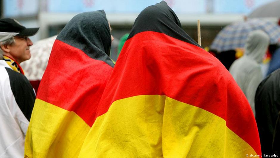 ¿Dos Alemanias? DW 01/10/2012