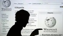 الإنترنت تتكهن بالمستقبل وتخضع العالم لـالعقل الجماعي