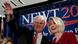 Republican presidential candidate and former House Speaker Newt Gingrich waves to the crowd with his wife Callista during a South Carolina Republican presidential primary night rally, Saturday, Jan. 21, 2012, in Columbia, S.C. Newt Gingrich won the South Carolina primary. (Foto:Matt Rourke/AP/dapd) Republican presidential candidate and former House Speaker Newt Gingrich waves to the crowd with his wife Callista during a South Carolina Republican presidential primary night rally, Saturday, Jan. 21, 2012, in Columbia, S.C. Newt Gingrich won the South Carolina primary. (Foto:Matt Rourke/AP/dapd)