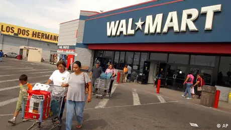 Wal Mart Shop in den USA Supermarkt Lebensmittelkette (AP)