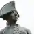 Eine Statue Friedrichs des Großen (Alter Fritz) im brandenburgischen Ort Letschin im Oderbruch, aufgenommen am 11.01.2012. Foto: Patrick Pleul