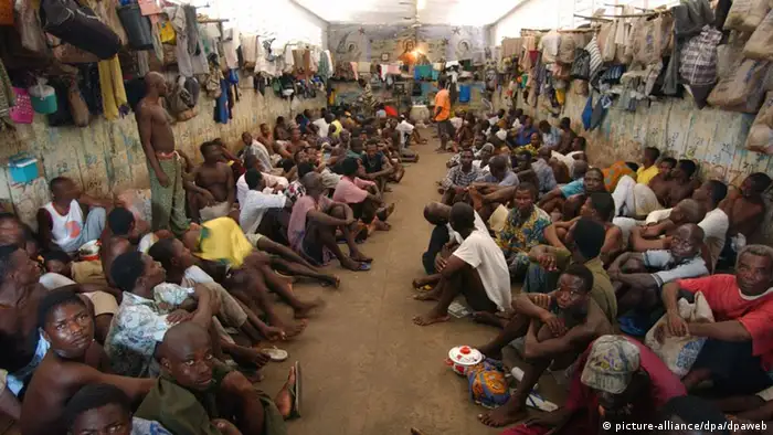 Les prisons sont souvent surpeuplées en Afrique