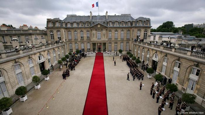 Un Contrat Fondateur Pour L Europe 50 Ans D Amitie Franco Allemande Dw 10 01 2013