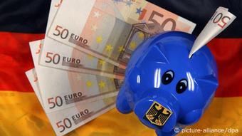 «Μόνο στη Γερμανία το ομοσπονδιακό κράτος και τα κρατίδια έλαβαν δάνεια πάνω από 300 δις ευρώ»