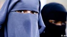 Holland ta haramta burqa da nikabi