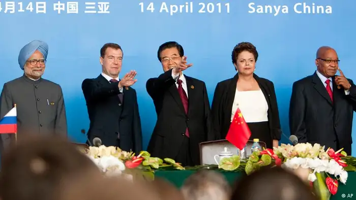 Les dirigeants des BRICS réunis en Chine en 2011