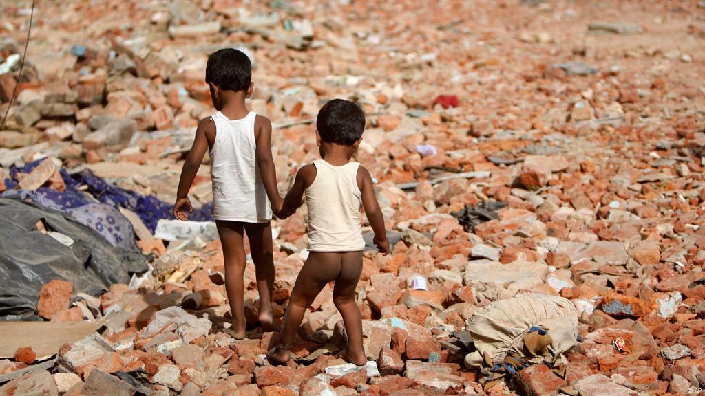 Slum Soccer Gives Poor Children In India Hope Asia An In Depth Look At News From Across The Continent Dw 07 09 12