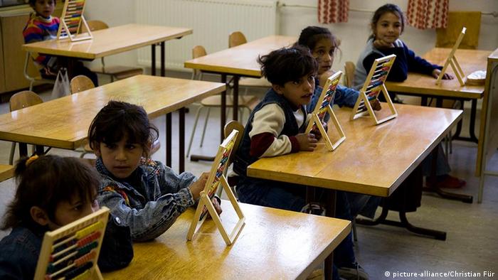 Romska djeca u učionici