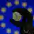 Caption THEMENBILD - Euro Finanzkrise, portugiesischer Euro in der Zange mit europaeischer Flagge im Hintergrund, Wien, AUT, EXPA Pictures © 2011, PhotoCredit: EXPA/ M. Gruber - 20111003_PD2663 Schlagworte Arbeit, Arbeitslos, Austria, Bank, Beutel, Boerse, Börse, CENTRAL, EZB, Eco, Economy, Euro, Europa, Europe, European, Finanzen, Frankfurt, Geld, Geldtasche, Greece, Griechenland, Hellas, Ireland, Irland, Italien, Italy, Markt, Muenze, Münzen, Oesterreich, Politics, Politik, Portmonnaie, Share, Spain, Staat, State, Steuern, Vienna, Waehrung, Wien, Wirtschaft, Währung, Zange, Zentralbank, bourse, change, claws, coin, crisis, currency, debts, depression, economical, europaeische, europäische, exchange, finance, finanzieren, finanzkrise, krise, market, mint, money, portugal, purse, slump, spanien, stock, taxes, valuta, Österreich, Anleihen