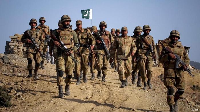 Pakistan Militär