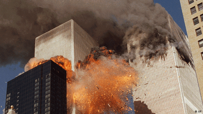 Atentados contra las Torres Gemelas en el World Trade Center de Nueva York. (9.11.2001).