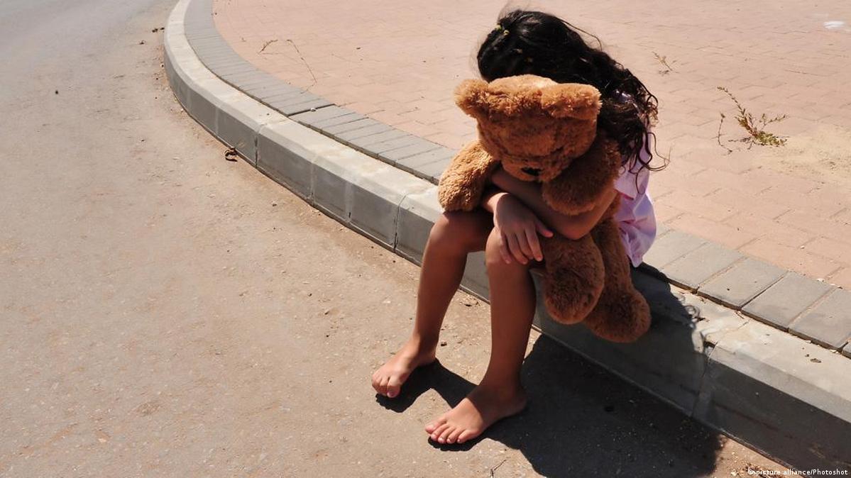 5 летнюю девочку трахают видео фото 115