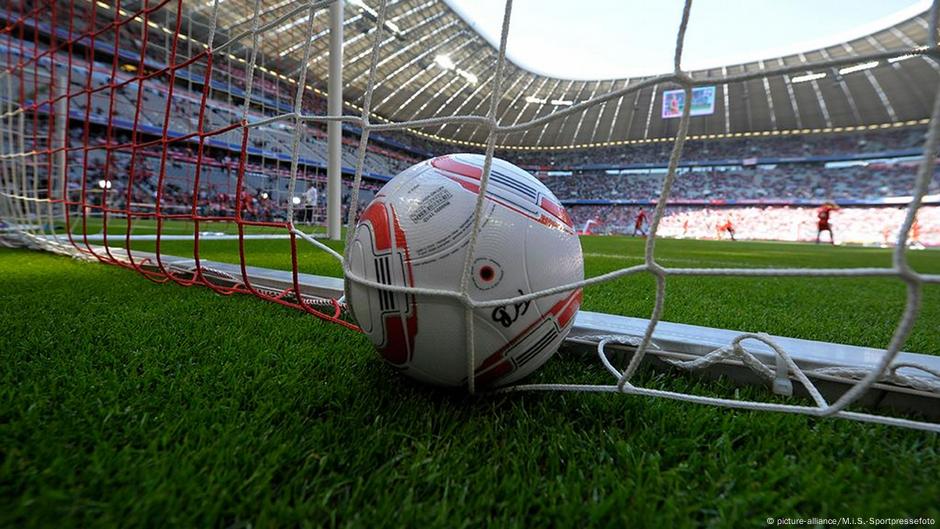 Bundesliga In Panik! Beinahe Dreistellige Ablösesumme! Manchester Uniteds Transfer Offensive! - 40ckojf