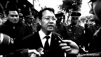 Liu Xiaoyuan Beschreibung: Chinesischer Anwalt Liu Xiaoyuan Datum: 2011 Urheberrecht gehört: Liu Xiaoyuan Wir haben das Bild von Herrn Liu selbst bekommen und haben die Vollmacht, das Bild zu benutzen. Eingereicht von Tian Miao am 16.2.2012