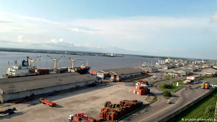 Le port autonome de Douala