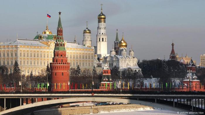 Russland Moskau Kreml Winter Eis Schnee Kälte