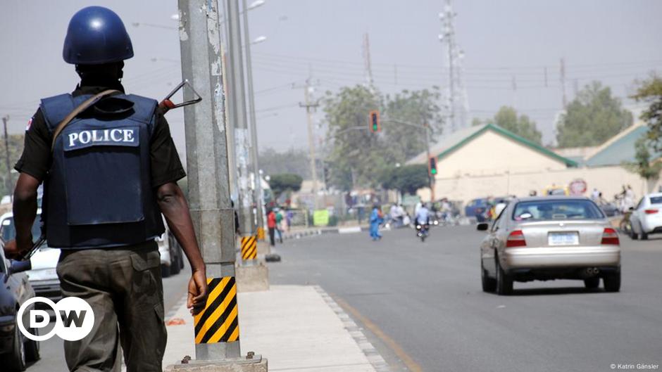 armed-robbers-kill-27-in-northern-nigeria-news-dw-11-06-2012