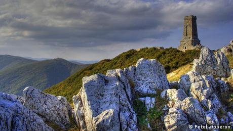 Защо изобщо честваме 3 март и откъде идва това унизително