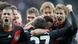 Das Team von Bayer Leverkusen bejubelt einen Treffer (Foto:Frank Augstein/AP/dapd) Das Team von Bayer Leverkusen bejubelt einen Treffer (Foto:Frank Augstein/AP/dapd)