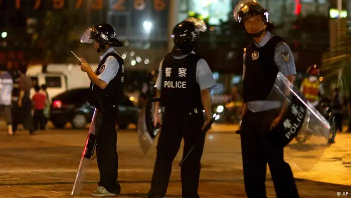 China Unruhen Südchina Xintang Protest Demonstration Polizei
