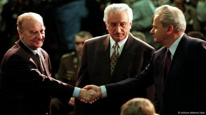 Timeline Zerfall Jugoslawien Alija Izetegovic Franjo Tudjman und Slobodan Milosevic Treffen in Dayton USA