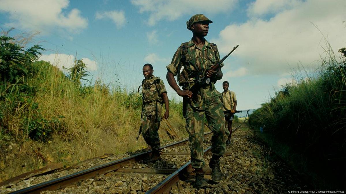 Agosto de 2012: Exército brasileiro possui munição para uma hora de guerra