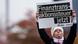 Demonstrantin vor dem Berliner Reichstagsgebäude fordert eine Steuer für die Finanzmärkte (Foto: dapd) Demonstrantin vor dem Berliner Reichstagsgebäude fordert eine Steuer für die Finanzmärkte (Foto: dapd)
