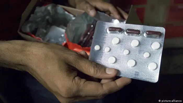 Tuberkulose in Indien Krankenhaus in Howrah Medikamente Tabletten Medizin