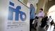 Jahresversammlung des ifo Instituts Menschen stehn am Mittwoch (29.06.2011) in München (Oberbayern) neben einem Logo des ifo Instituts vorbei, das anlässlich der Jahreshauptversammlung in der Ludwig-Maximilians-Universität aufgestellt ist. Der Aufschwung in Deutschland wird sich nach Einschätzung des ifo Instituts für Wirtschaftsforschung fortsetzen. Für dieses Jahr rechnet ifo-Chef Sinn in Deutschland mit einem Plus von 3,3 Prozent. Foto: Tobias Hase dpa/lby Jahresversammlung des ifo Instituts Menschen stehn am Mittwoch (29.06.2011) in München (Oberbayern) neben einem Logo des ifo Instituts vorbei, das anlässlich der Jahreshauptversammlung in der Ludwig-Maximilians-Universität aufgestellt ist. Der Aufschwung in Deutschland wird sich nach Einschätzung des ifo Instituts für Wirtschaftsforschung fortsetzen. Für dieses Jahr rechnet ifo-Chef Sinn in Deutschland mit einem Plus von 3,3 Prozent. Foto: Tobias Hase dpa/lby