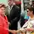 Presidenta brasileña, Dilma Rousseff y la ministra de Asunto Exteriores india, Preneet Kaur.