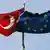 Symbolbild EU Türkei Flagge