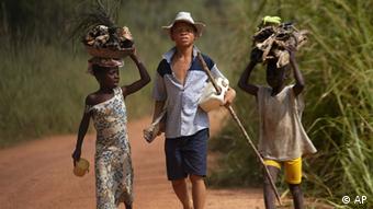 Kinderarbeit Afrika Elfenbeinküste Kakao Plantage