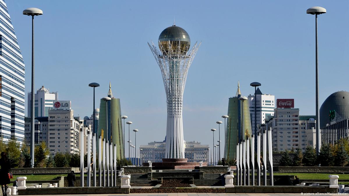Столица казахстана азербайджан. Астана столица Казахстана. Астана достопримечательности. Казахия достопримечательности. Материал Астаны.