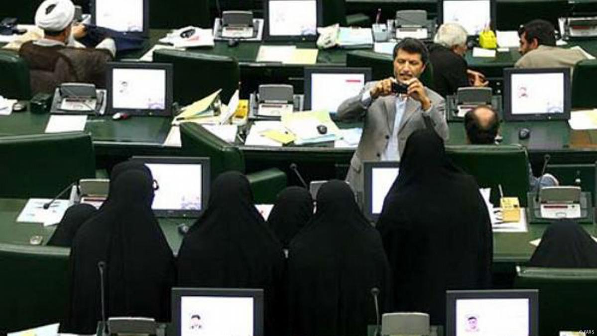 جنگ قدرت اصولگرایان بر سر ریاست مجلس نهم – DW – ۱۳۹۱/۲/۱۱