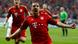 Franck Ribery und Bastian Schweinsteiger feiern das 1:0 gegen Real. (Foto: REUTERS/Michaela Rehle) Franck Ribery und Bastian Schweinsteiger feiern das 1:0 gegen Real. (Foto: REUTERS/Michaela Rehle)