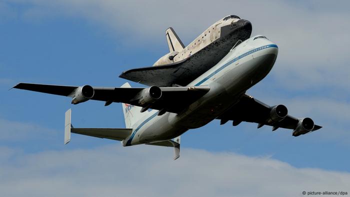 Boeing 747 Discovery space shuttle landung (picture-alliance/dpa)
