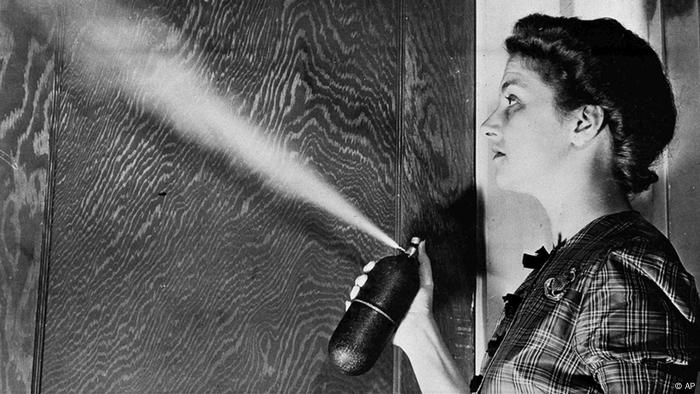 DDT Aerosol als Insektenspray DDT Aerosol als Insektenspray