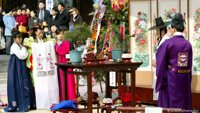 South Korean traditional wedding ceremony. 