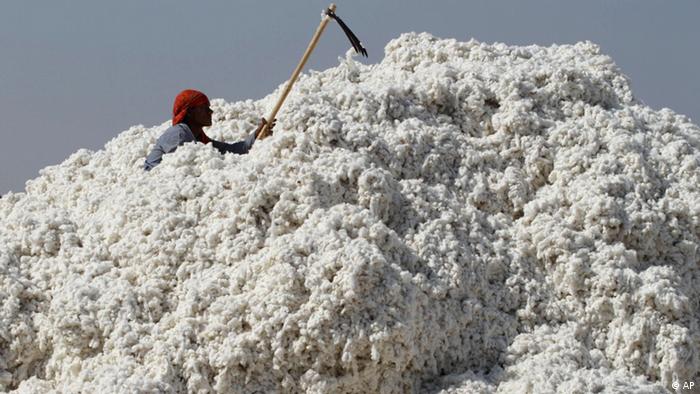 A mountain of cotton