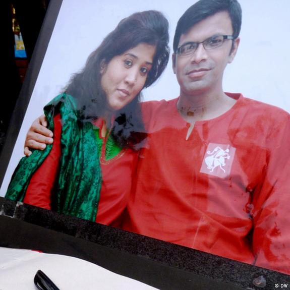 Uyda uxlayotgan qiz jinsiy aloqa