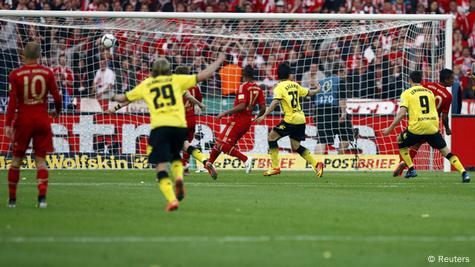 Borussia estreia na Copa da Alemanha com vitória sobre MünchenJogada 10