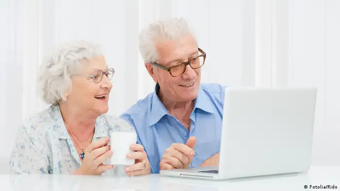Symbolbild Senioren und Computer