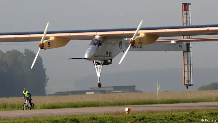 Flugzeug Solar Impulse erste interkontinentale Flug